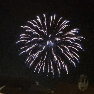 136. Hoffnungen und Gewissheiten - schwungvoller Ausblick auf 2022