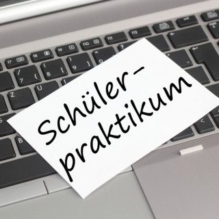215. WAS MACHT EIGENTLICH - ein Schülerpraktikant? Gespräch mit Milan Stiller