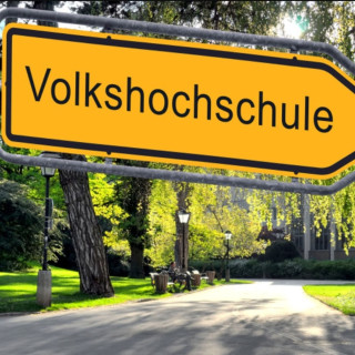 302. Bildung lokal gedacht: Gespräch mit Torsten Denke - Fachbereichsleiter der VHS Marzahn-Hellersdorf